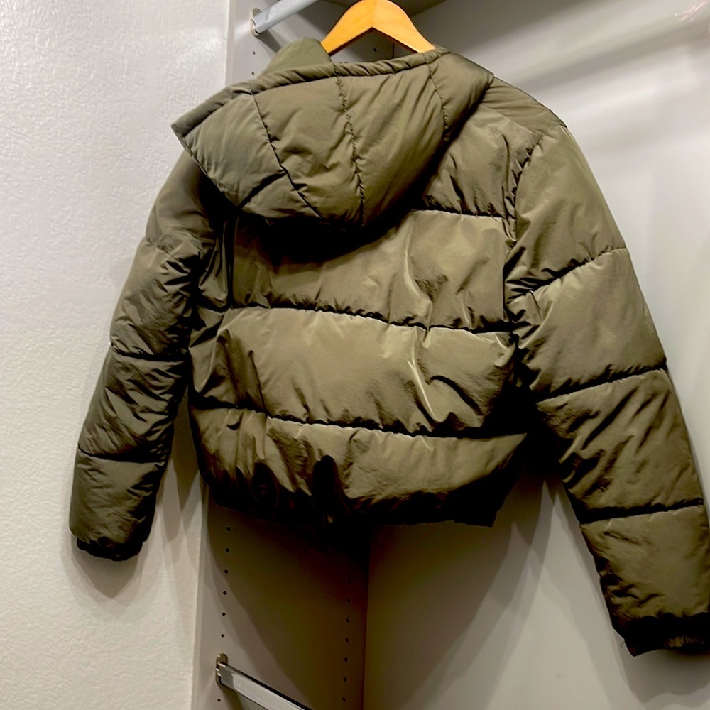 H&M Puffer Jacket - Picture 2 of 6